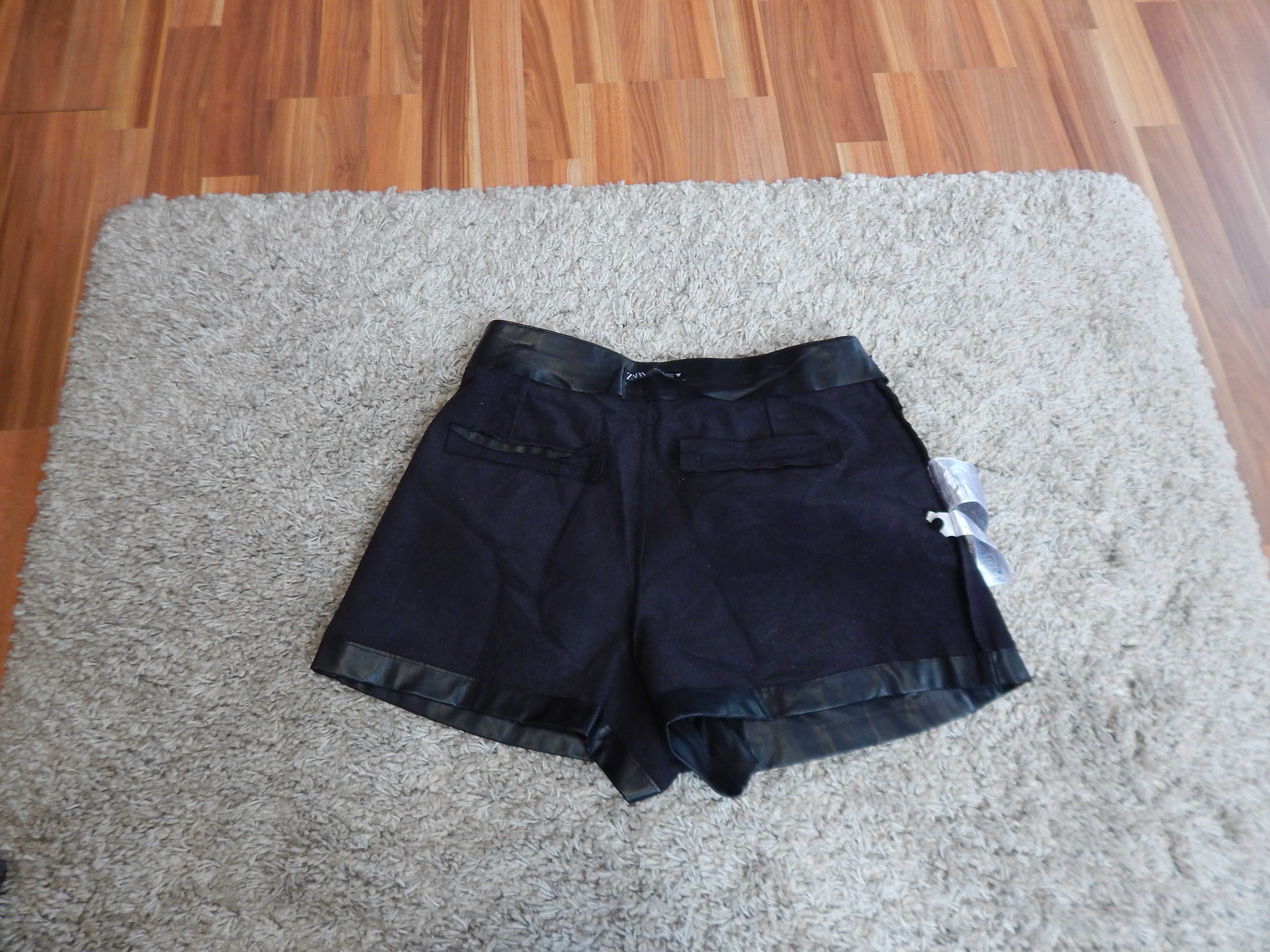 Кожаные шорты Zara