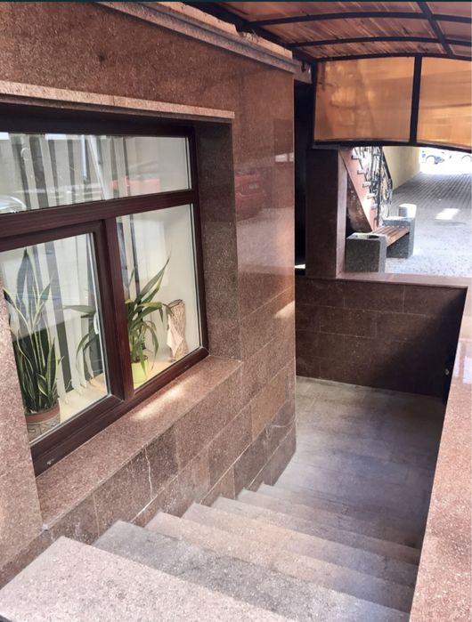 Продам офис 101.6м.кв.,БЦ,Подол,Ярославская,6,Контрактовая площадь