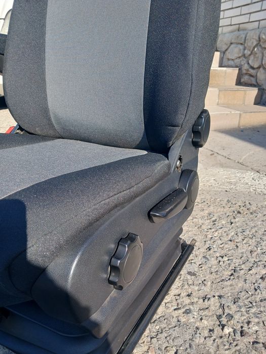 Продам сидение-пилот для мерседес спринтер и фольксваген крафтер