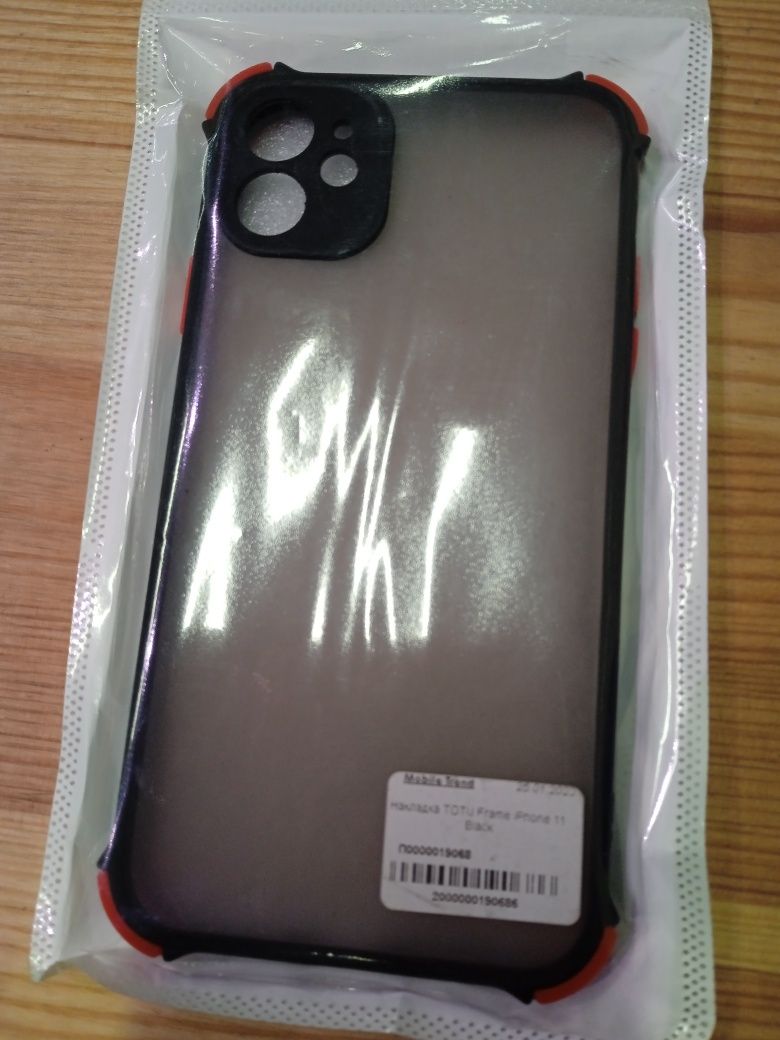 Продам чехол( iPhone 11).   6Sи другие смотрите на фото!