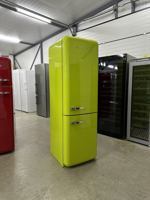 Холодильник Smeg FAB32RVEN1