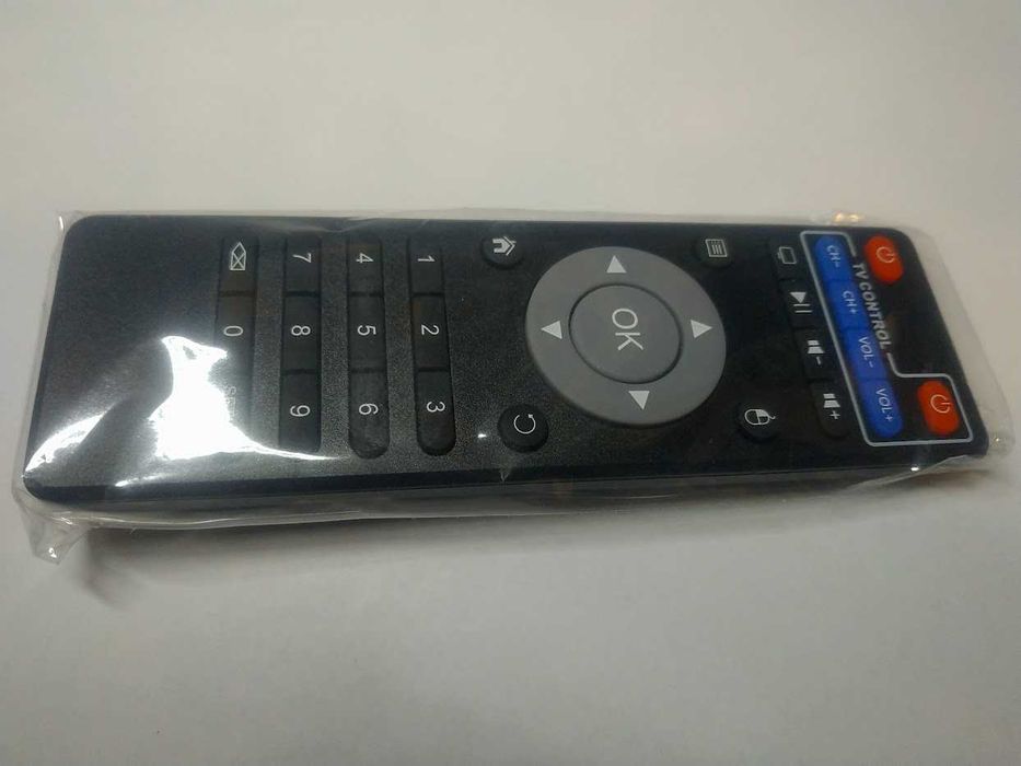 Ugoos X4 Cube 2/16 (S905X4) Android 11 Смарт Приставка TV box AV1