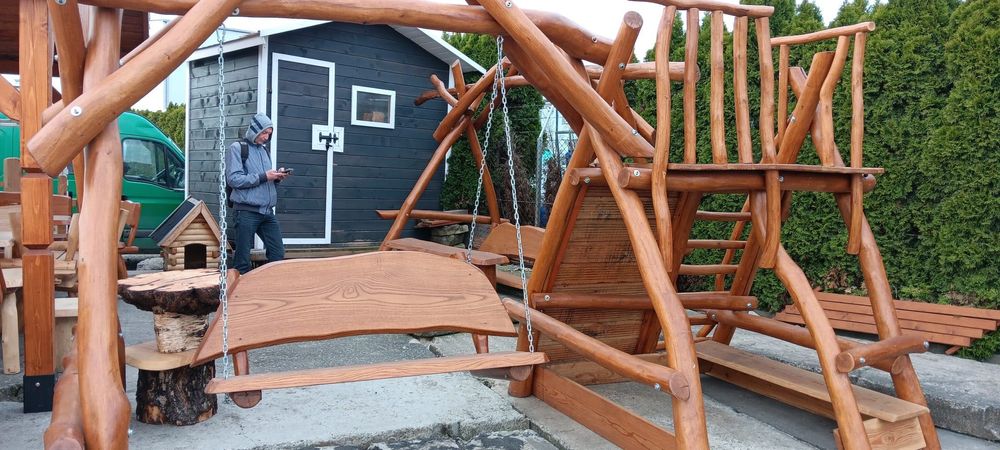Huśtawka Ogrodowa z Twardego Drewna - Rękodzieło