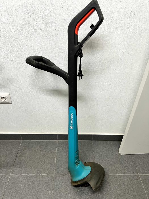 Aparador elétrico GARDENA SMALLCUT - Corta Cantos