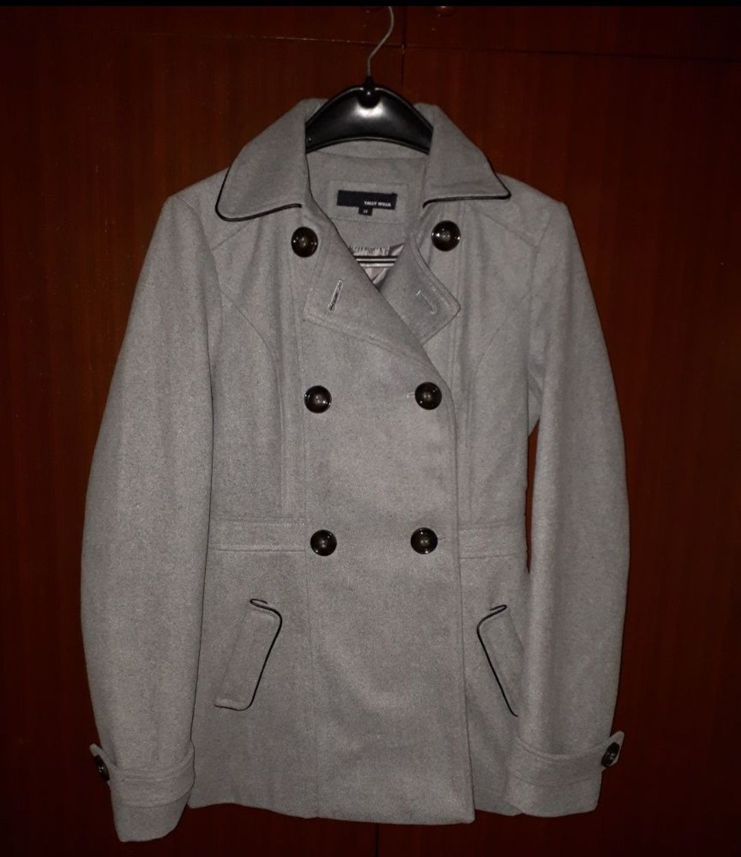 Пальто 42 размера (XS)