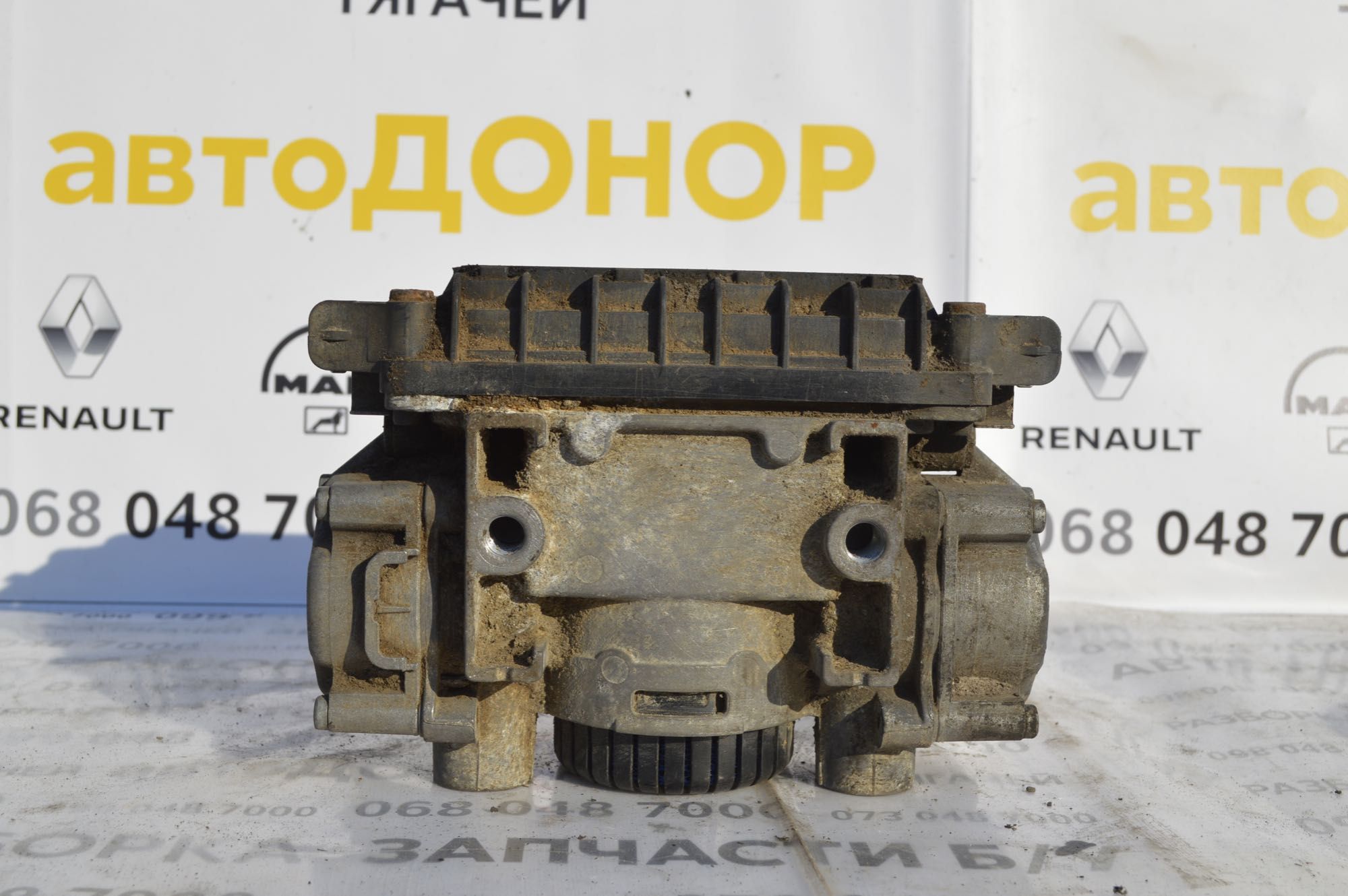 Кран клапан керування задньою пневмо підвіскою WABCO на разборке