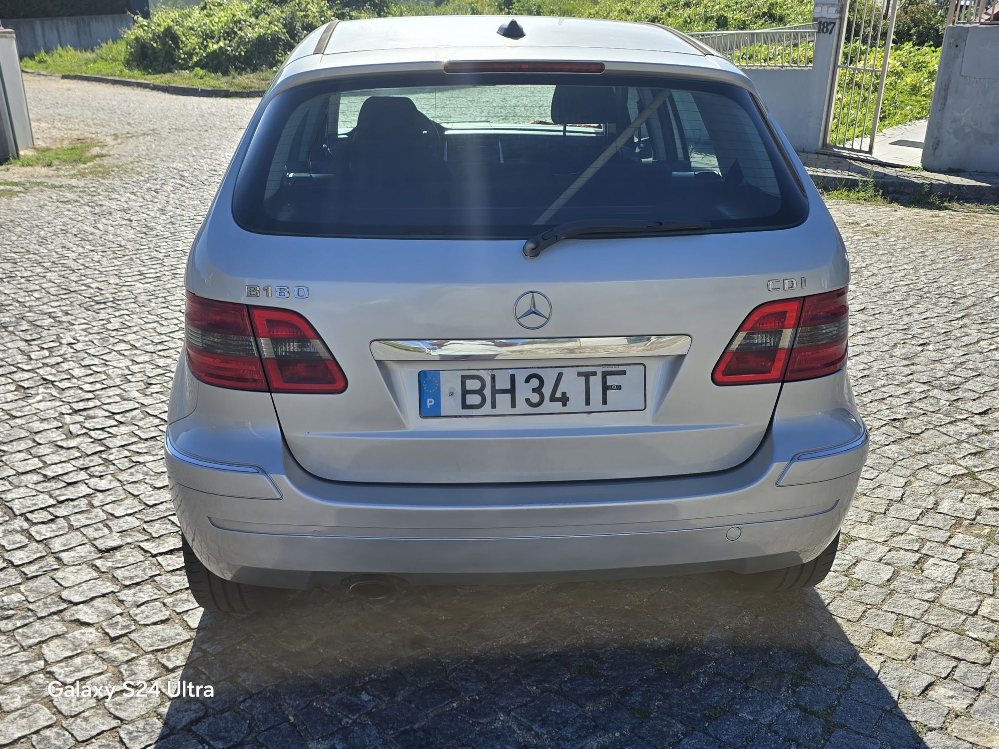 Vendo ou troco mercedes b180 cdi manual ler a descrição negociável