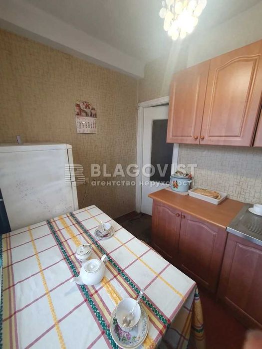 1к..Русанівська набережна. Метро Лівобережна-10хв.