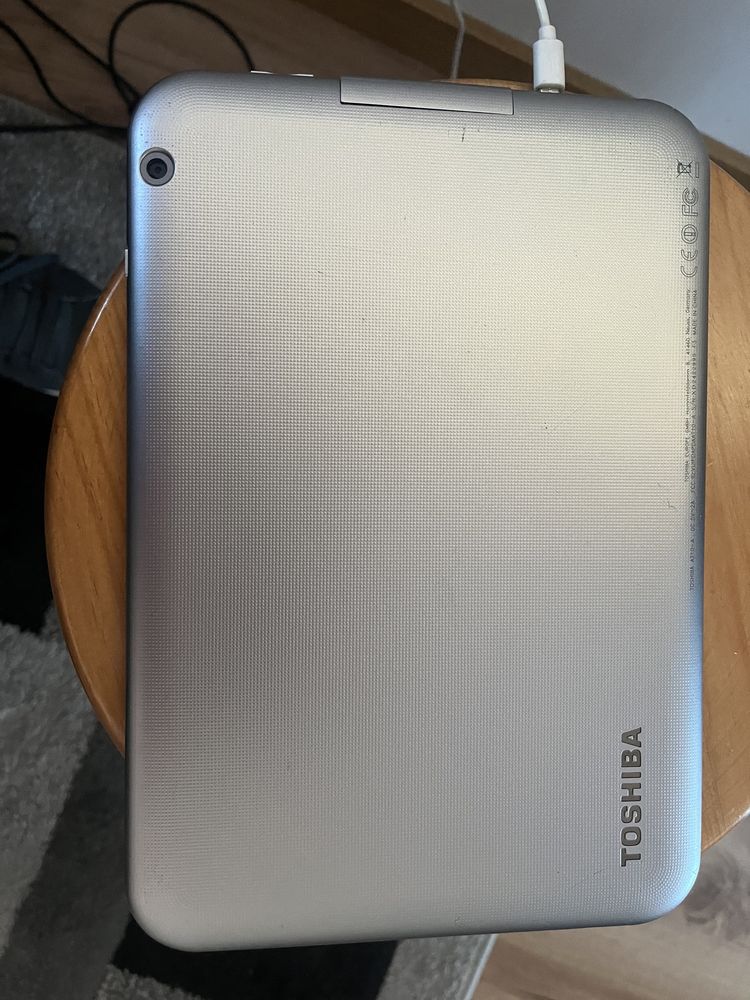 Tablet toshiba 10” partido