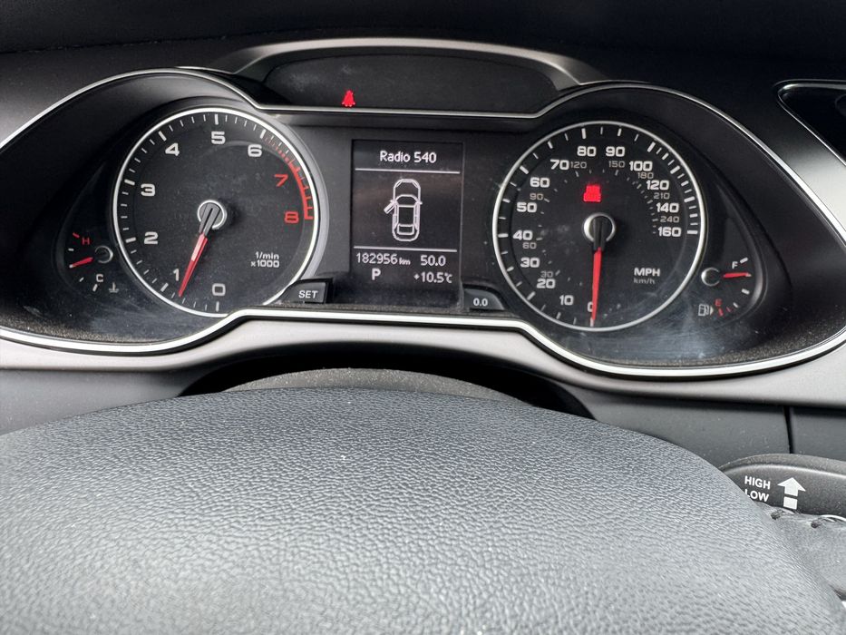 Продам Ауді А4 Б8 quattro 2012 року