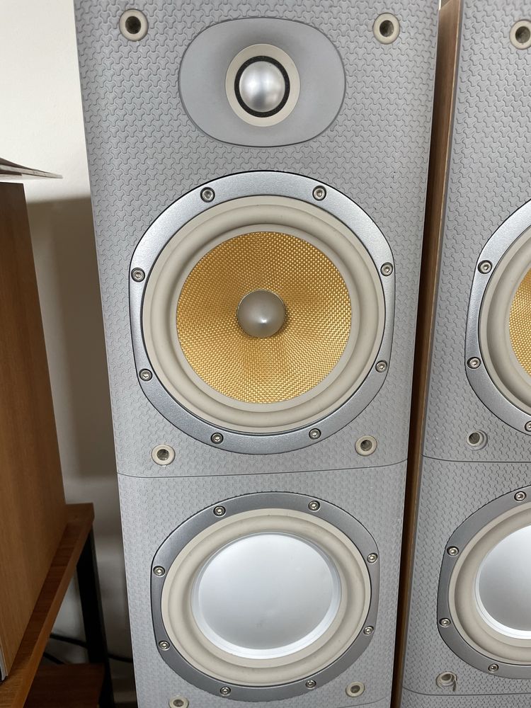 Colunas audio b&w dm693 s3