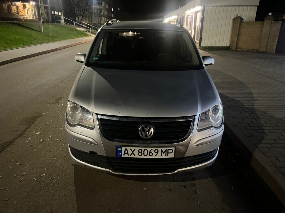 Фольцваген тоуран