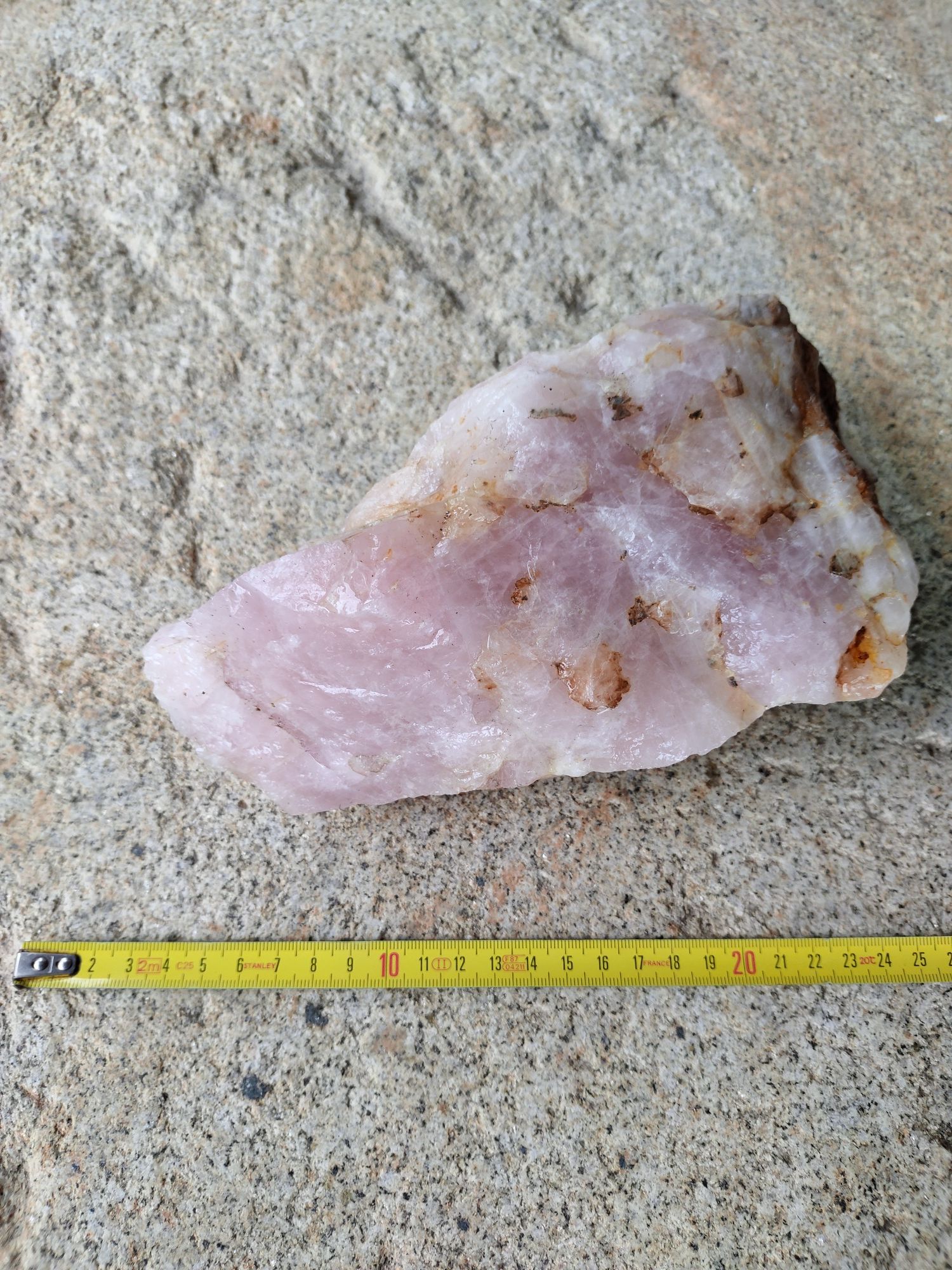 Rocha Mineral Quartzo Rosa grande 3.2 kg