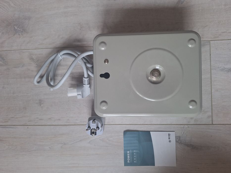 220Vна110V 3000W Трансформатор-перетворювач,адаптер-преобразователь