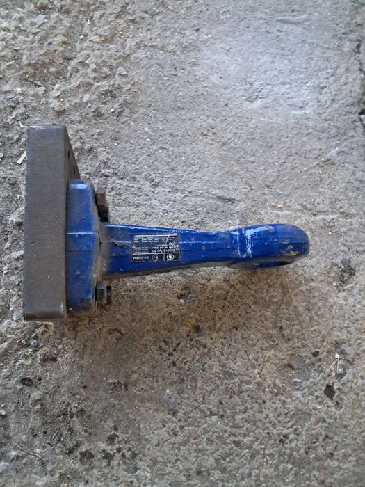 Zaczep oczkowy Zugose fi 50