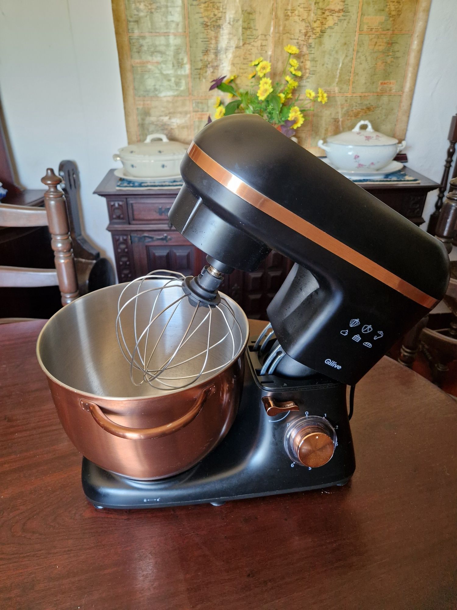 Robot de Cozinha Qlive - Igual a novo