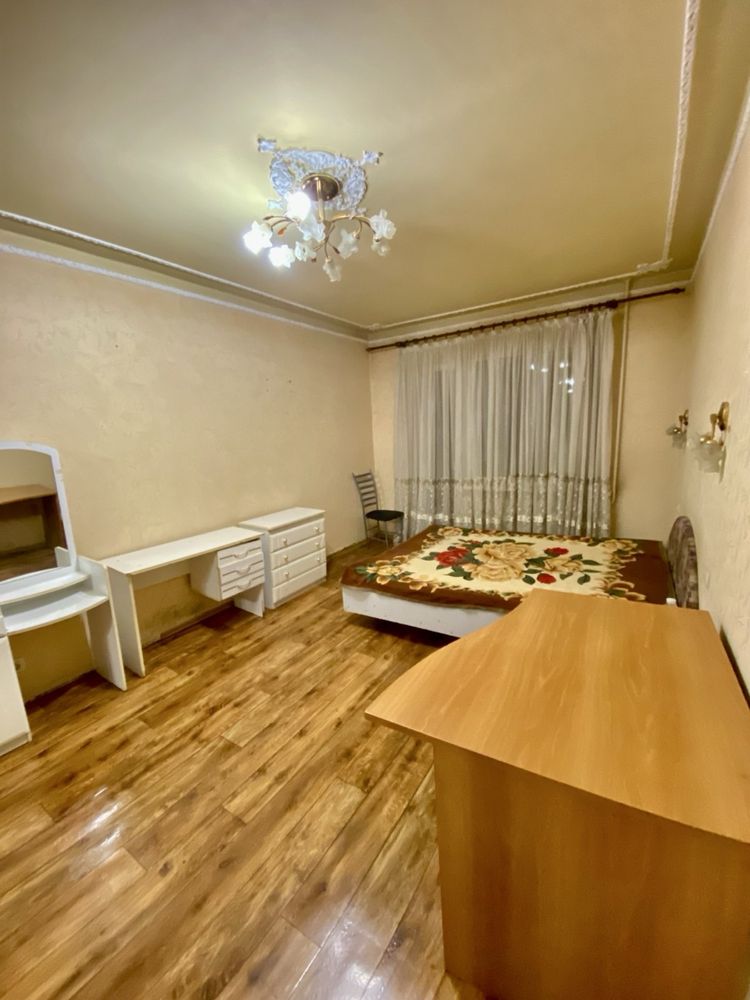 1 комн кварт на Ильфа и Петрова ,21/Глушко, 3 эт/9