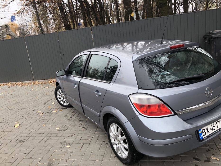 Opel Astra H 2005 2 покоління