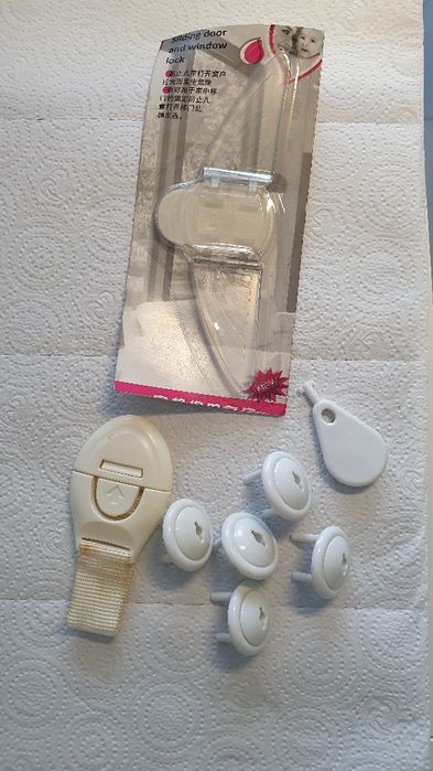 Захисні обмеження для дверей та шухляд