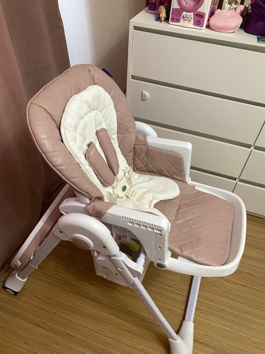 Детский стульчик для кормления bambi