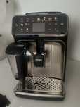 Ekspres ciśnieniowy PHILIPS Series 5400 LatteGo EP5447/90 + GRATIS