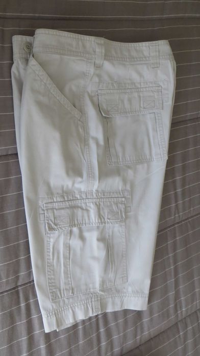 Calções Caqui, Modelo Safari, Marca: Dustin  100% Algodão - Nº 42