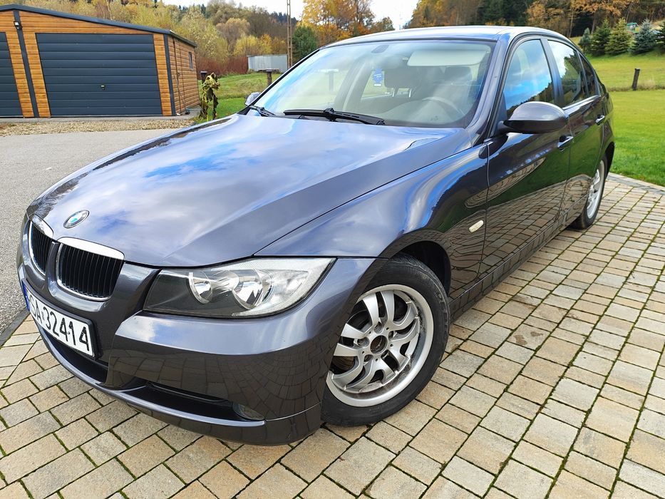 BMW E90 320d 2006 rok