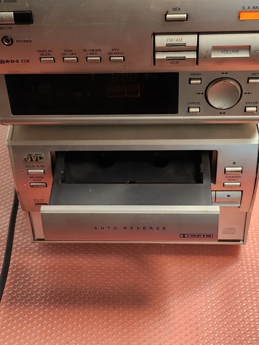 Złota skrzynka grająca