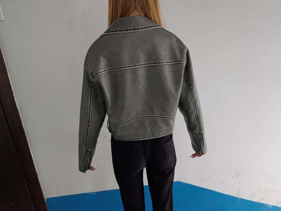 Шкіряна косуха крутезна для леді