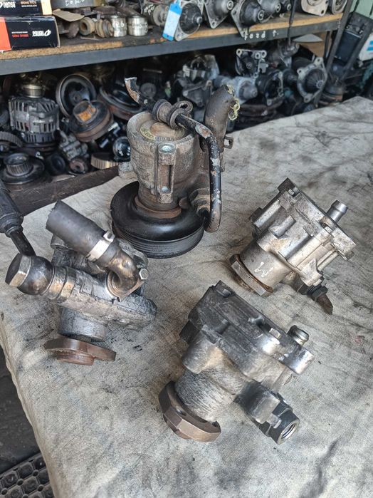 Насос ГУР гідравлічний Volkswagen Гольф 3 4 Пассат 3 4 5 Шкода Тур А5