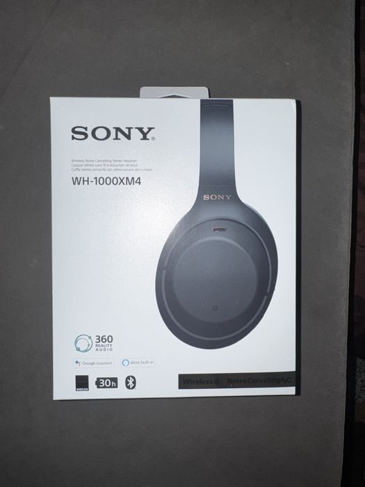 Sony XM4 com almofadas novas e as originais.