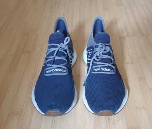 Oryginalne męskie buty New Balance Fresh Foam Roav rozm.43