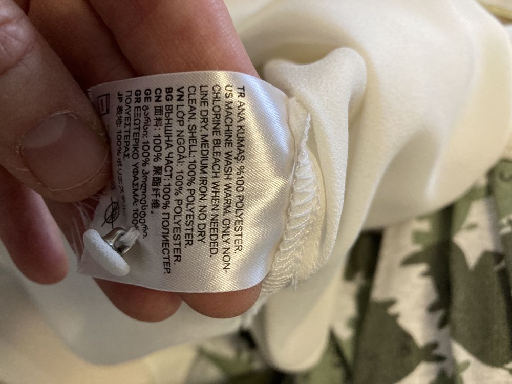 Biała bluzka wizytowa elegancka H&M