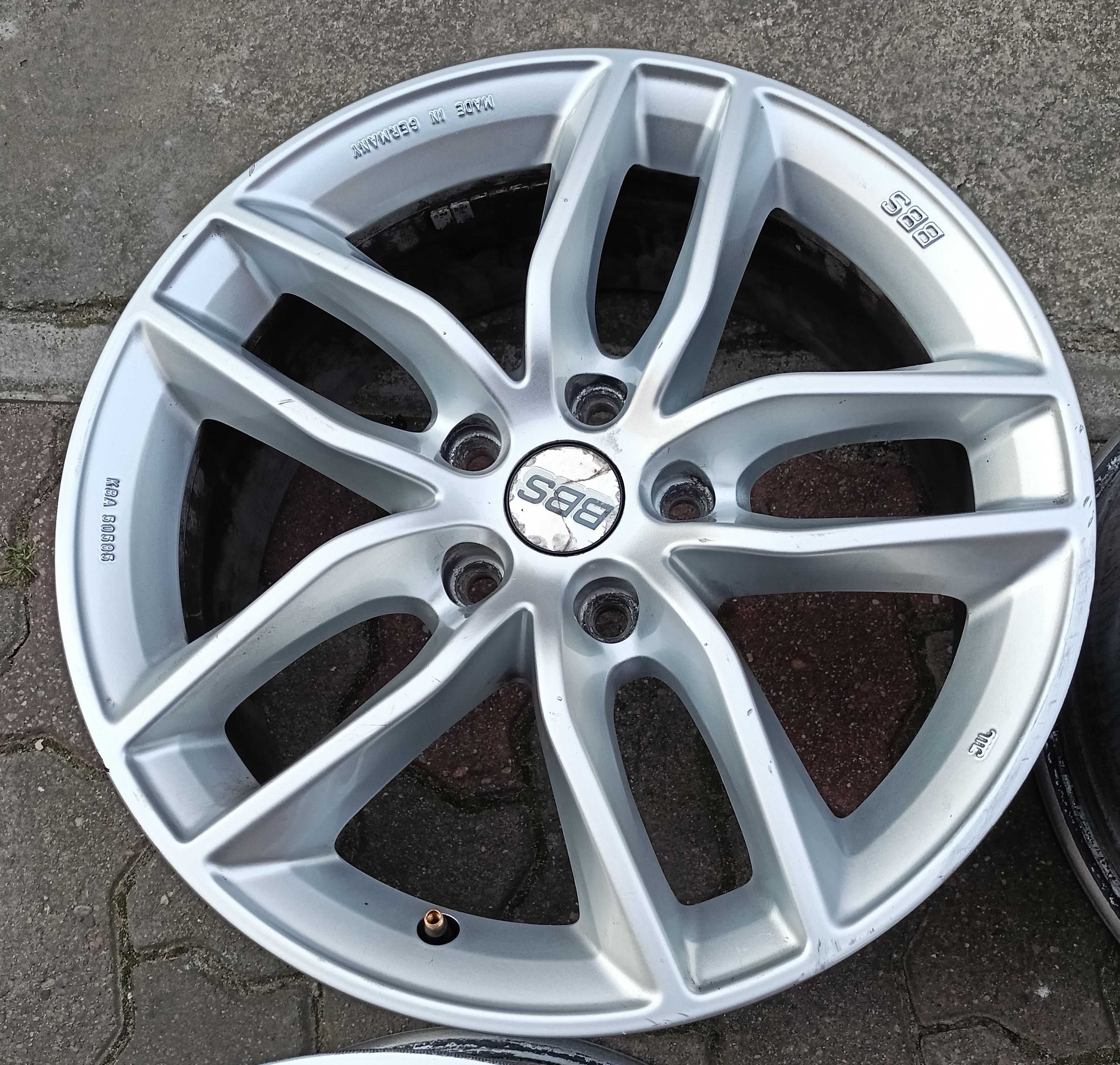 Alusy 17 5x112 BBS VW Golf Passat Touran A3 A4 Skoda Superb Mercedes