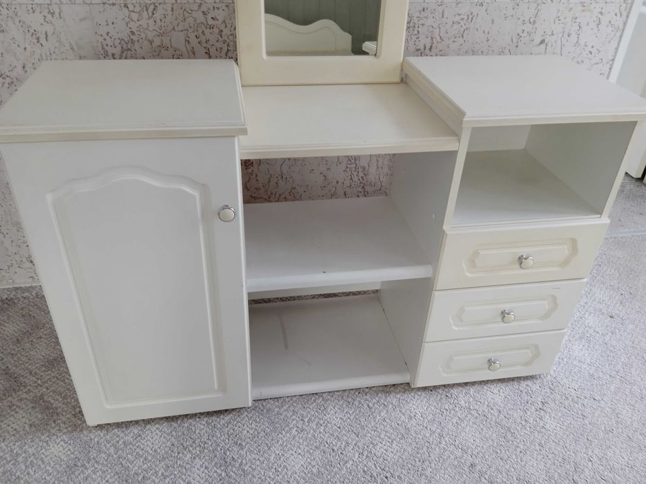 toaletka do sypialni