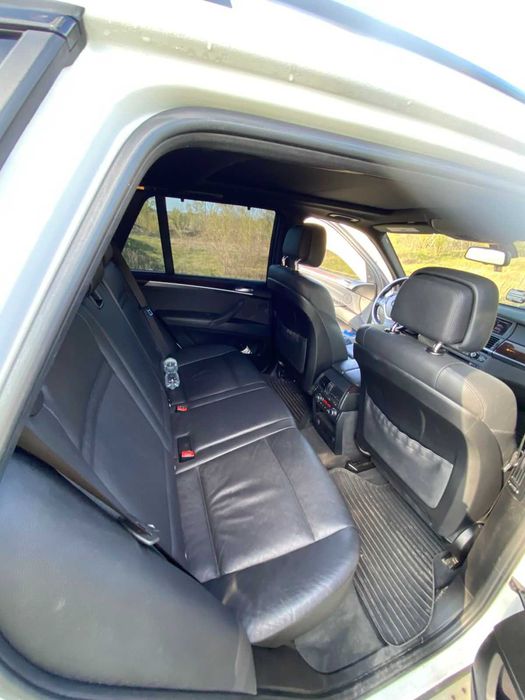 ПРОДАМ BMW X5 у відмінному стані