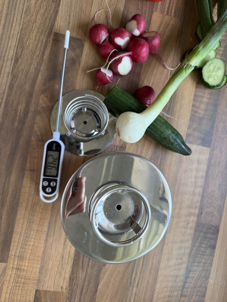 Szynkowar 800 g+termometr GRATIS