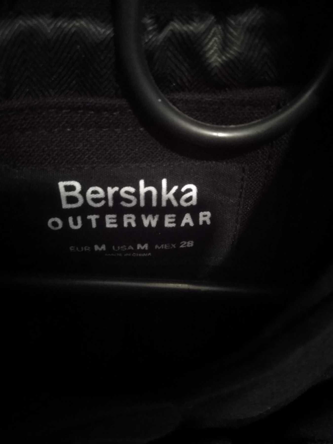 Куртка пальто пиджак Bershka