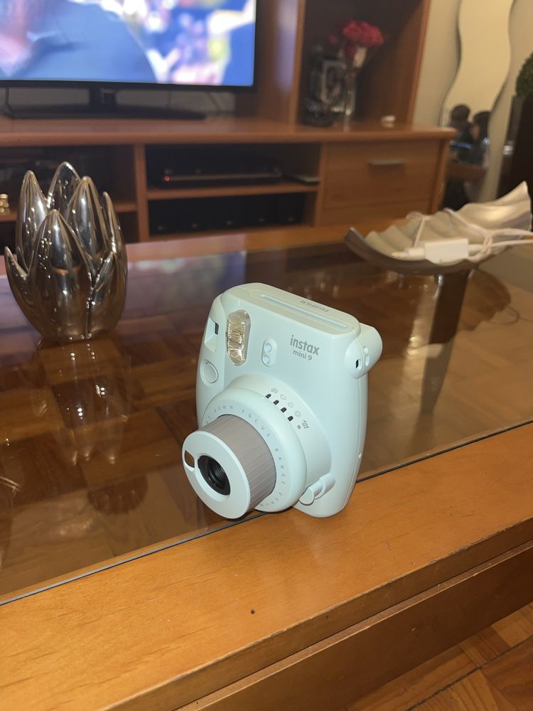 Câmara Instax mini 9
