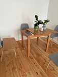 Vendo mesa de jantar extensível, madeira maciça