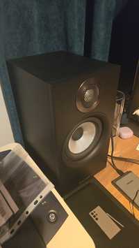 B&W Bowers & Wilkins 607 czarne