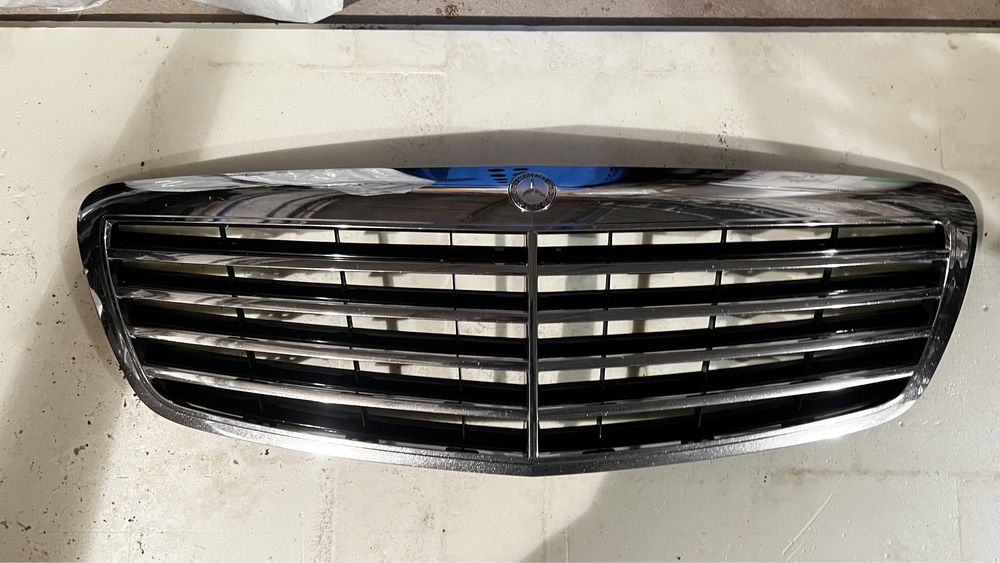 Grill Mercedes w221