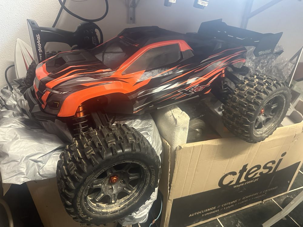 Traxxas xrt 1/5 laranja