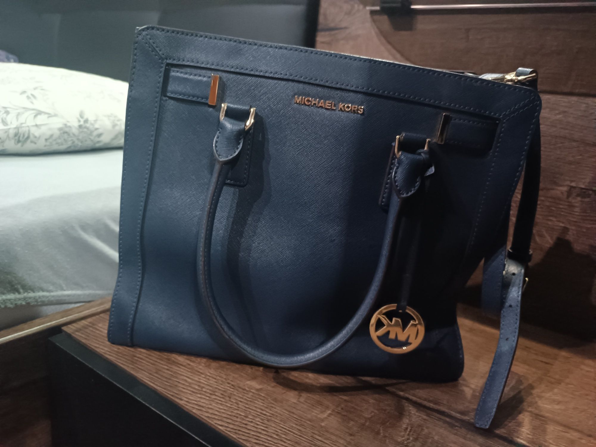 Michael Kors Dillon torba torebka kuferek oryginalna jak nowa