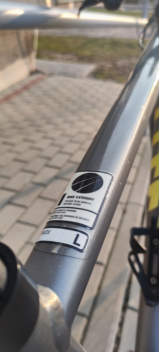 Canyon roadlite 6