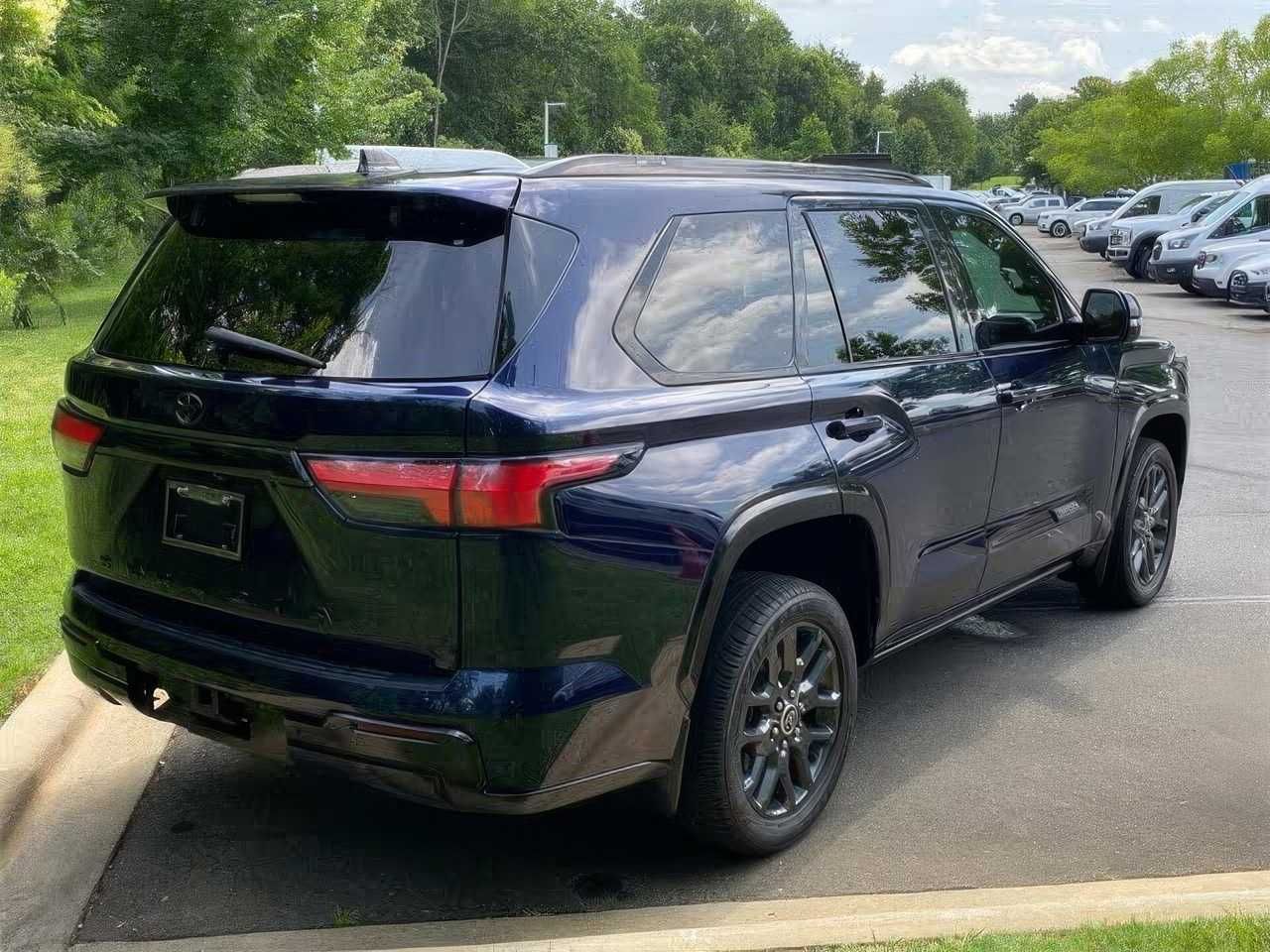 2023 Toyota Sequoia Platinum