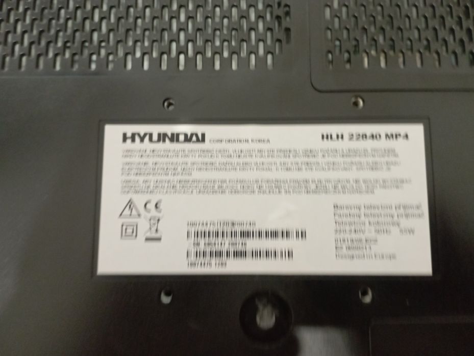 Телевізор HYUNDAI HLH22840 MP4