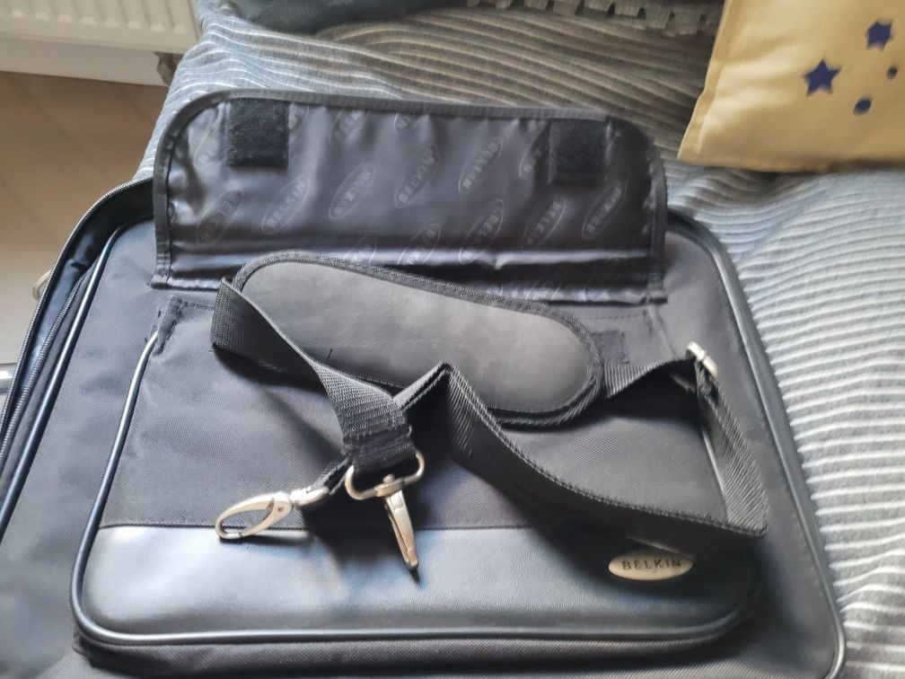 Torba na laptopa marki belkin