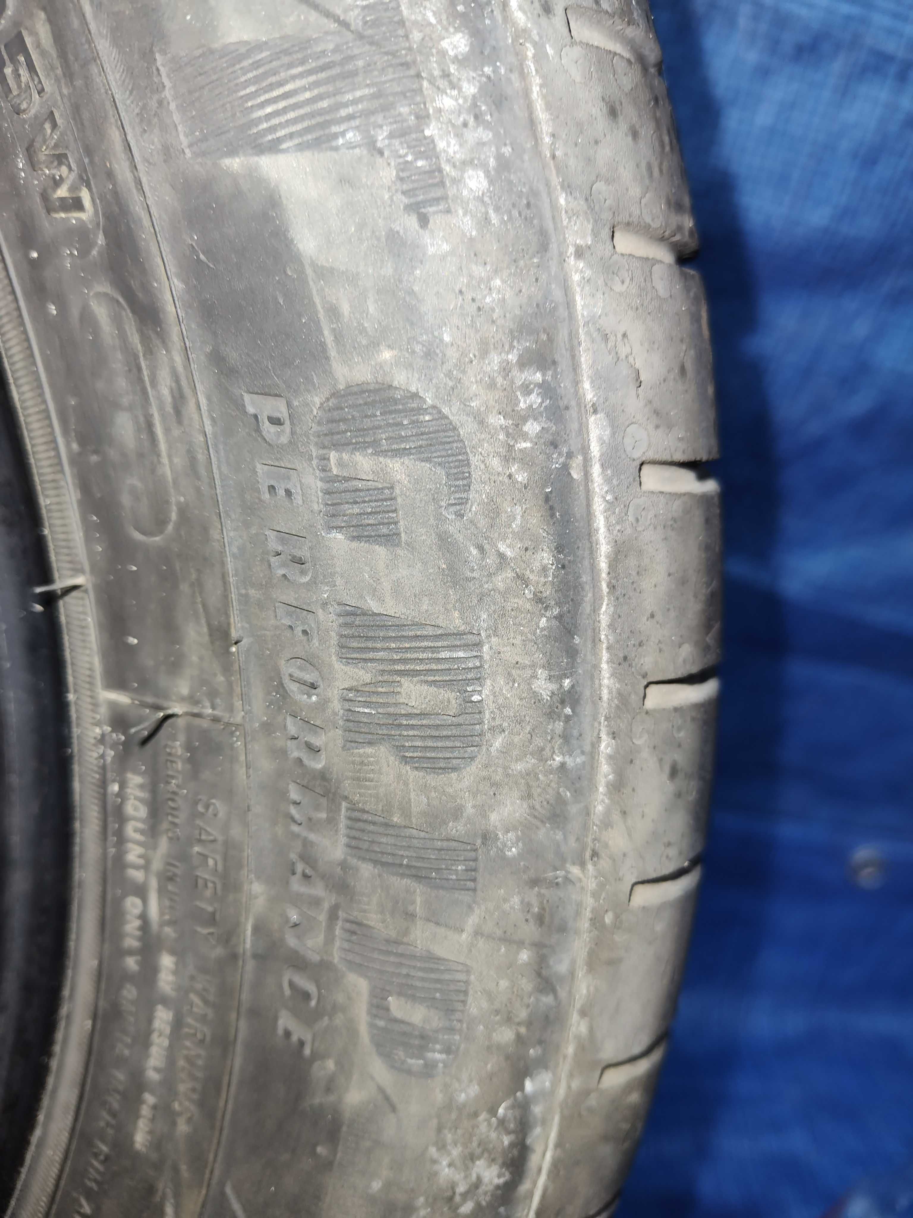 GOODYEAR Rozmiar: 225/55R16 DOT: 3118 Grubość: 7 mm