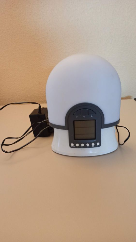 Rádio Despertador / Relógio / Candeeiro / 220V